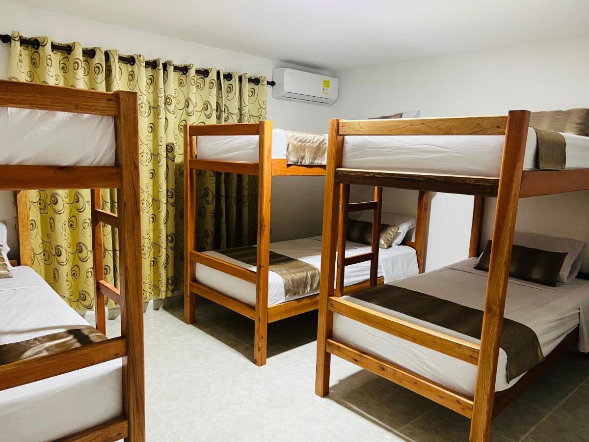 Hostal Casa San Pedro Santa Marta  Ngoại thất bức ảnh