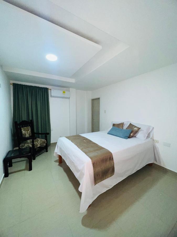 Hostal Casa San Pedro Santa Marta  Ngoại thất bức ảnh