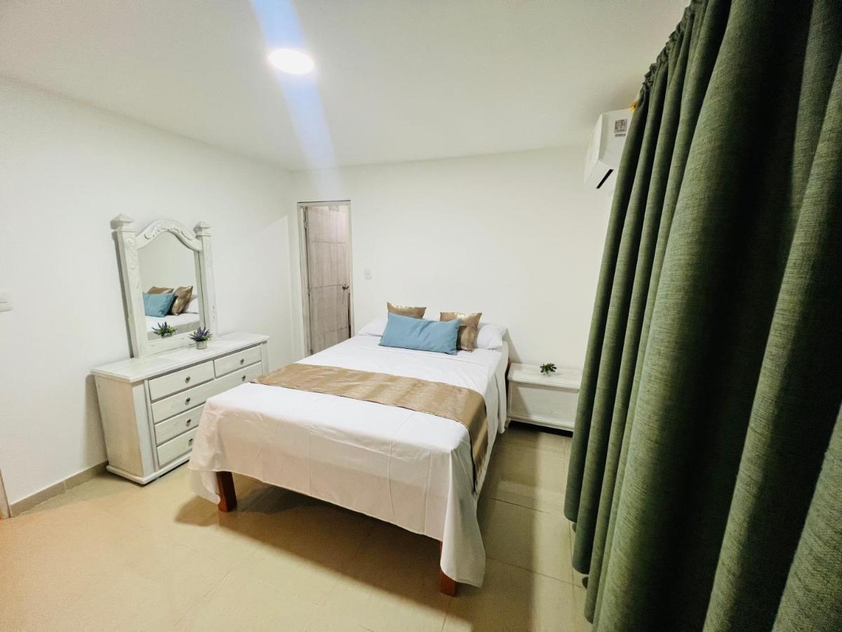 Hostal Casa San Pedro Santa Marta  Ngoại thất bức ảnh