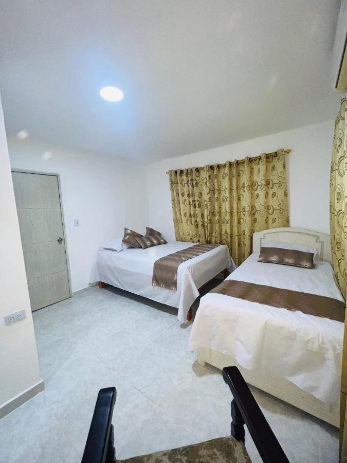 Hostal Casa San Pedro Santa Marta  Ngoại thất bức ảnh