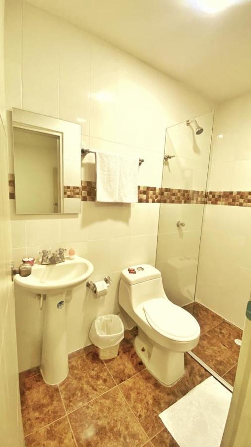 Hostal Casa San Pedro Santa Marta  Ngoại thất bức ảnh
